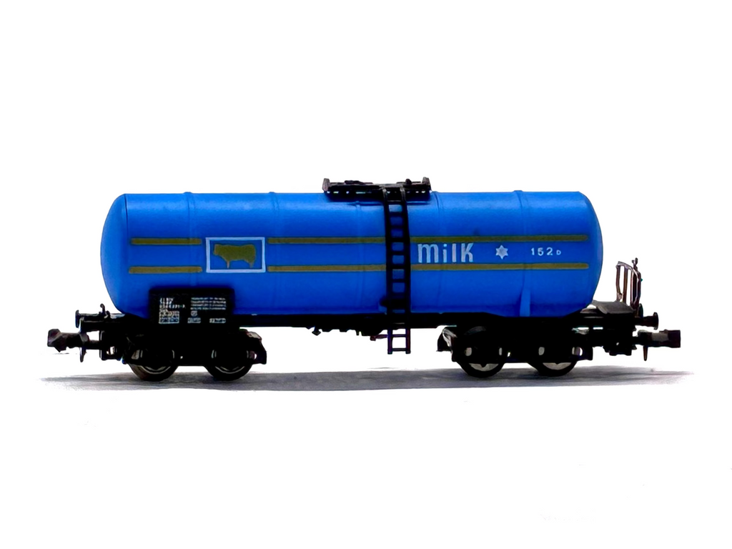 Lima 2911Lima Continental Bogie Tank Wagon 'Milk 152D’