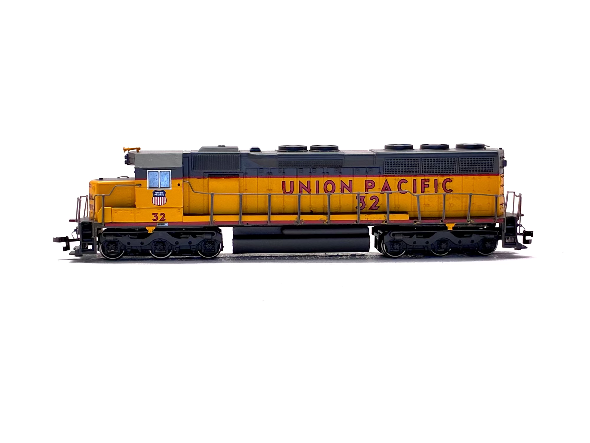 Bachmann plus HO SD45 Diesel Union 'Pacific 32' 11603