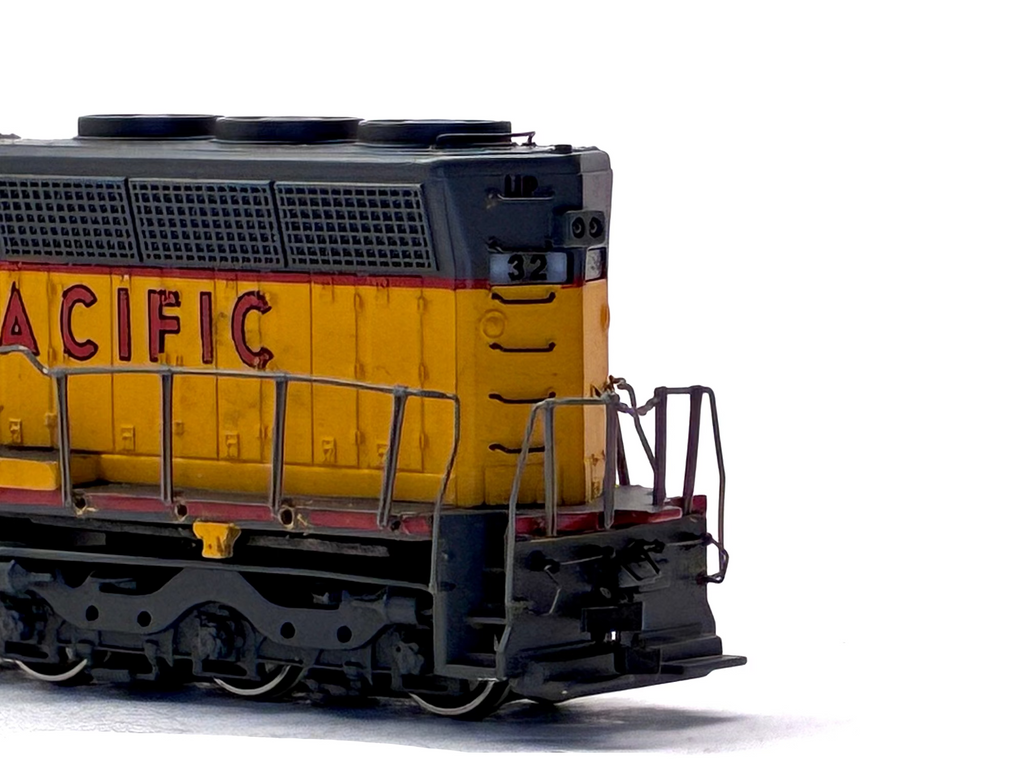Bachmann plus HO SD45 Diesel Union 'Pacific 32' 11603