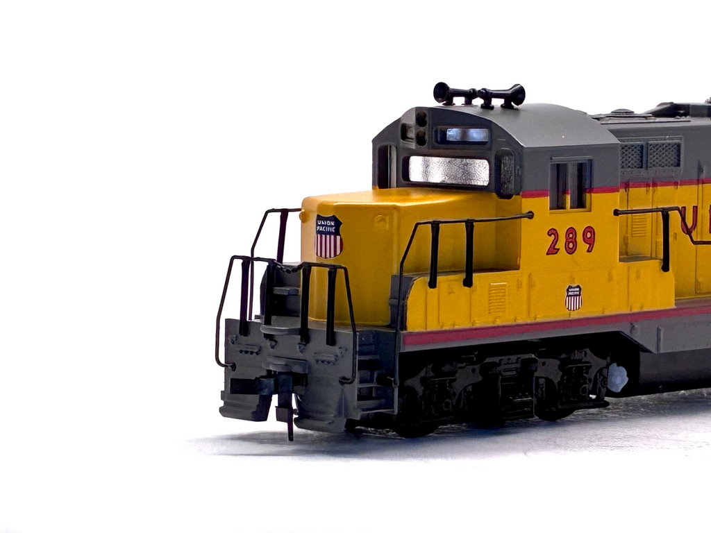 Walthers 931-102 GP9M EMD 289 of the Union Pacific