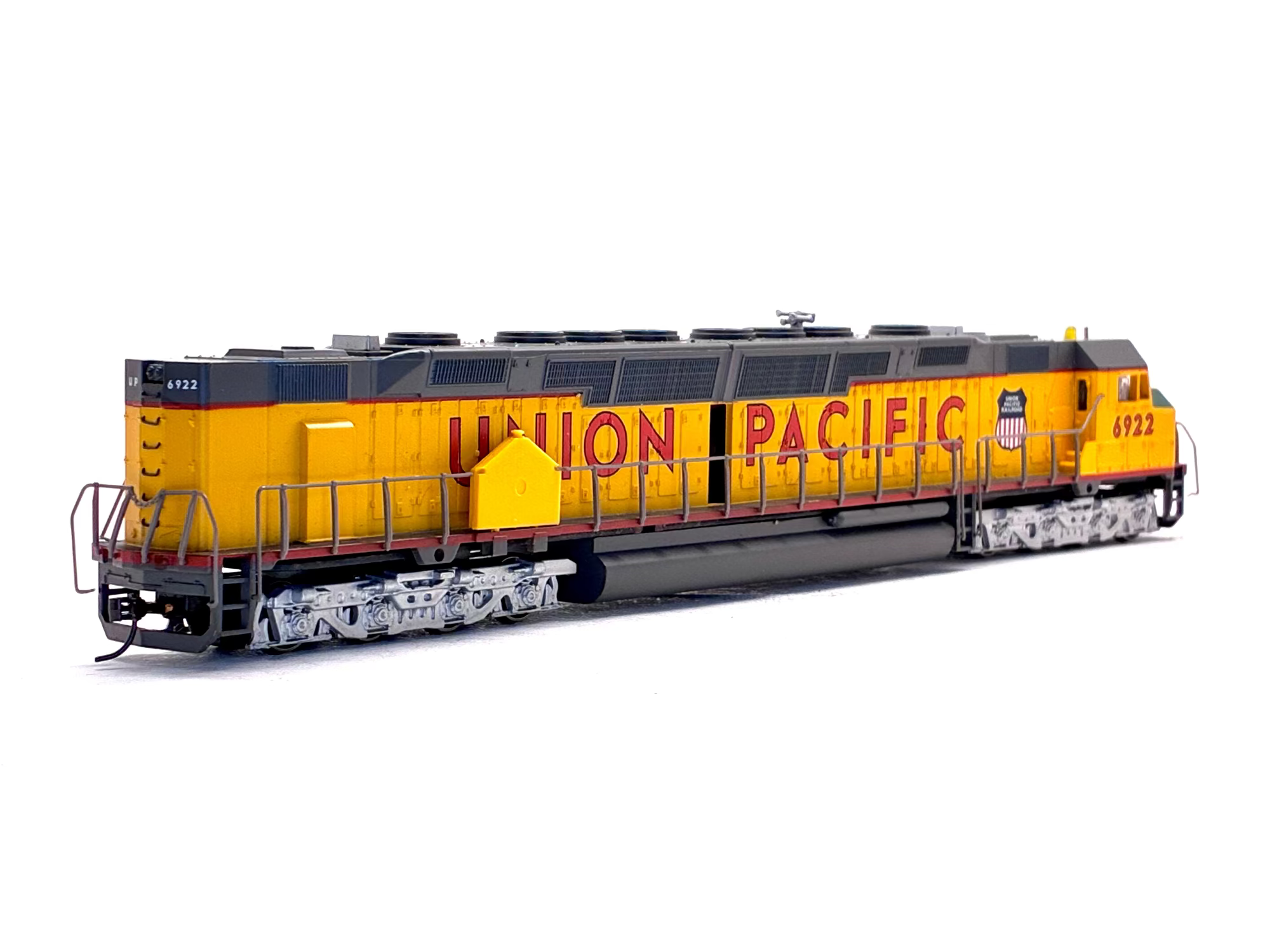 Spectrum HO 81303 EMD Diesel Union Pacific DD40AX 16 Wheel Drive '6922'