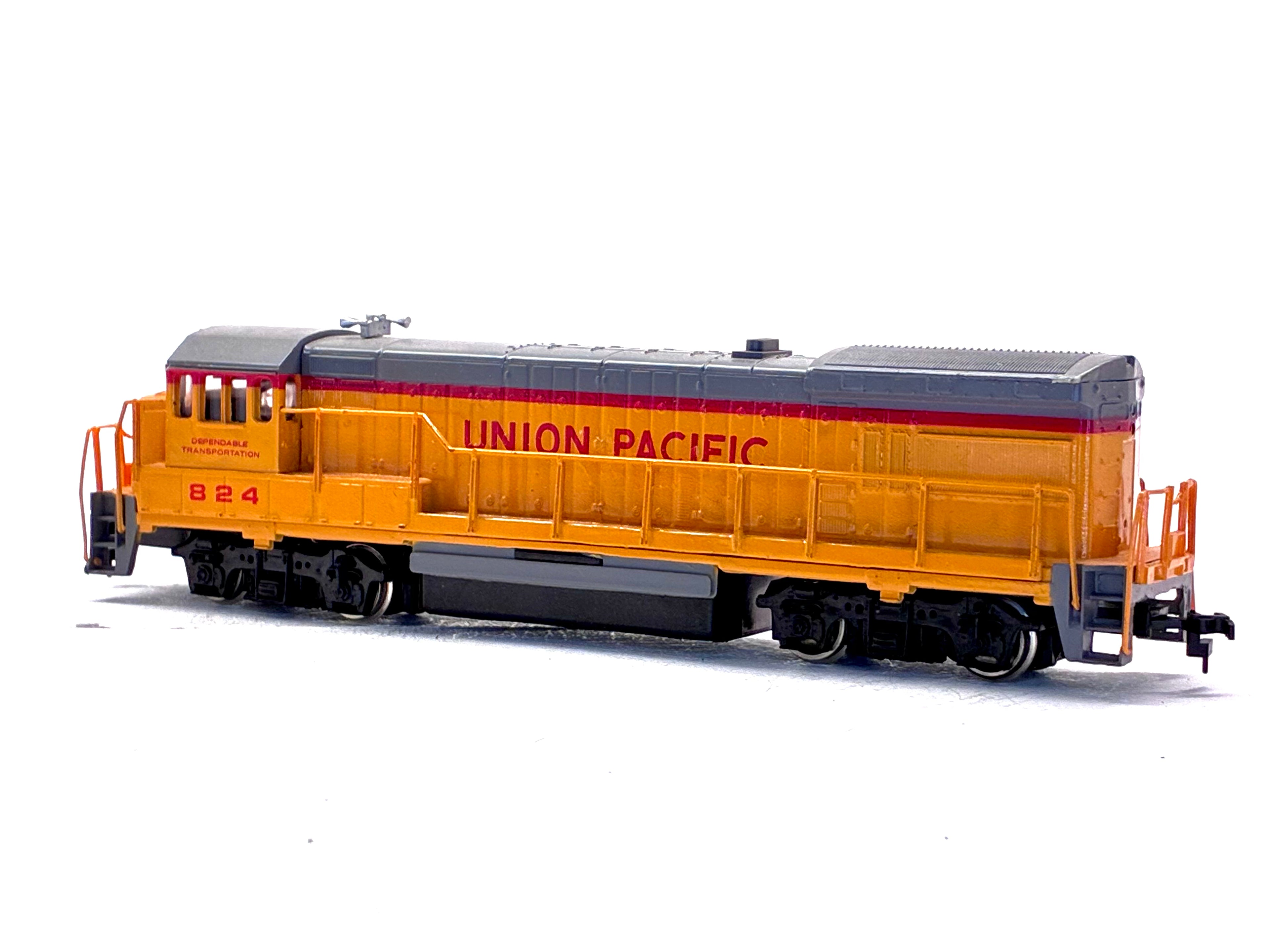 Bachmann HO Scale 64000 Union Pacific '824'