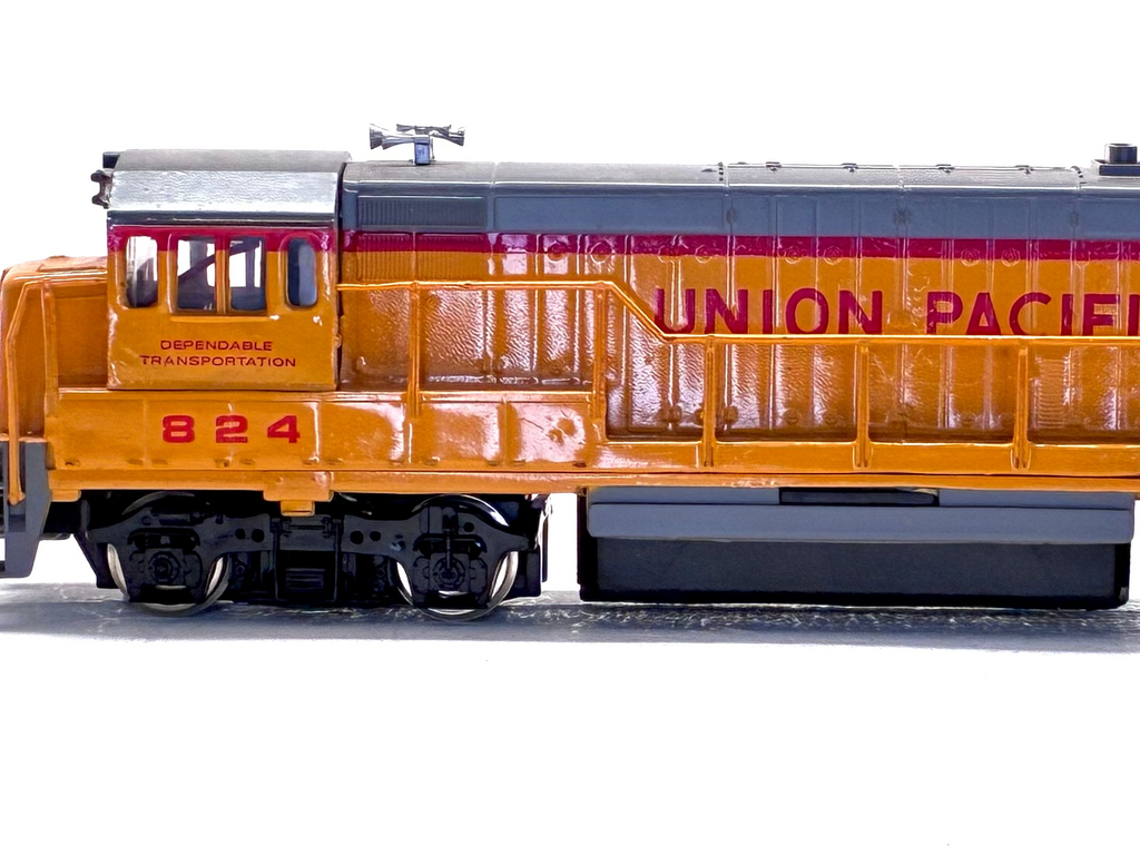 Bachmann HO Scale 41-670-01 SD 40-2 Diesel Union PACIFIC '3808'