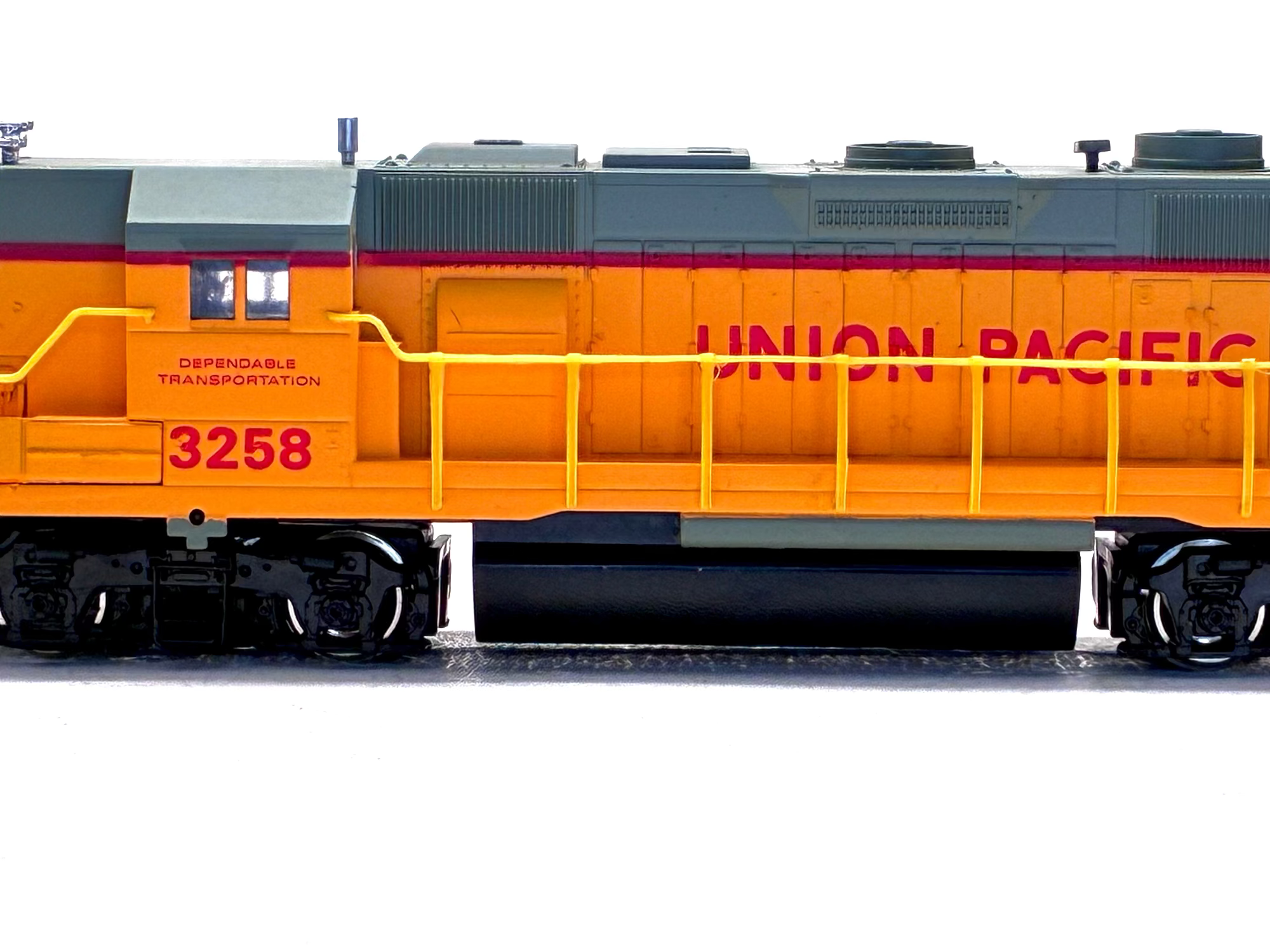 Bachmann HO Scale 61201 Diesel Union Pacific GP50 '3258'