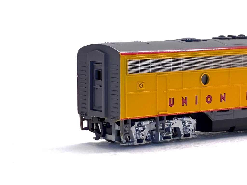 Bachmann Plus HO 31205 Powered Uni Union Pacific EMD F7B '1476'