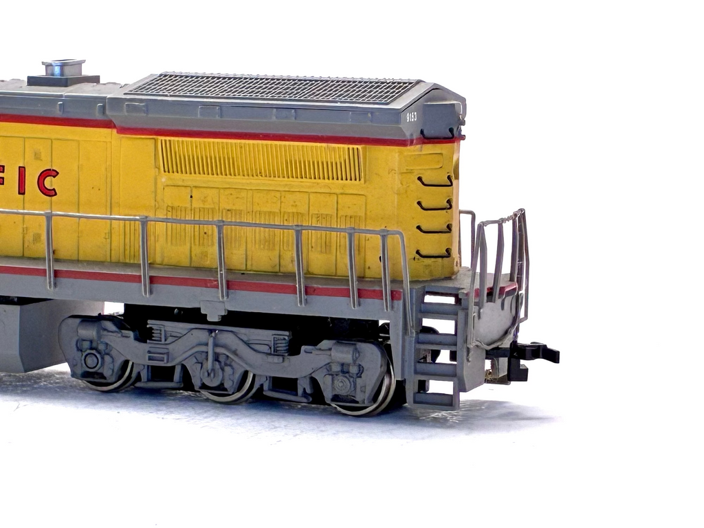 Spectrum HO 85002 Diesel Union Pacific Dash 8 40C '9183'