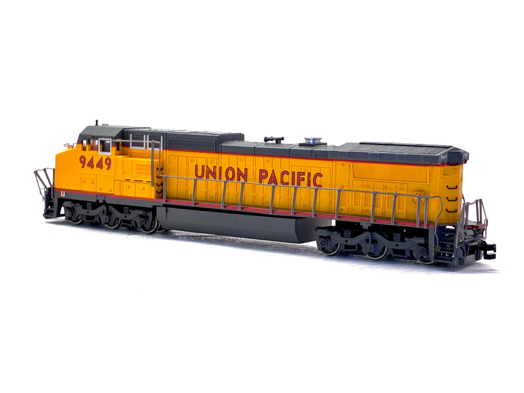 Spectrum HO 86014 Diesel Union Pacific GE DASH 8-40CW '9449'