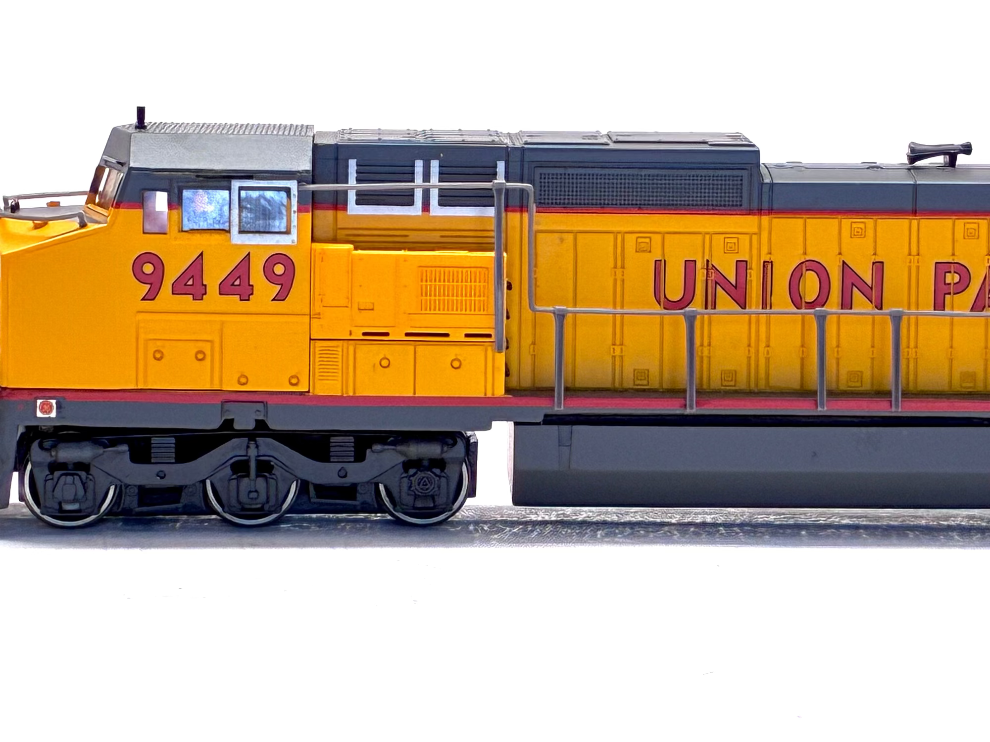 Spectrum HO 86014 Diesel Union Pacific GE DASH 8-40CW '9449'