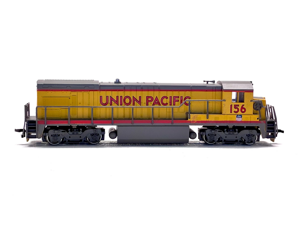 Bachmann Plus HO 31103 Diesel Union Pacific B23-7 '156'
