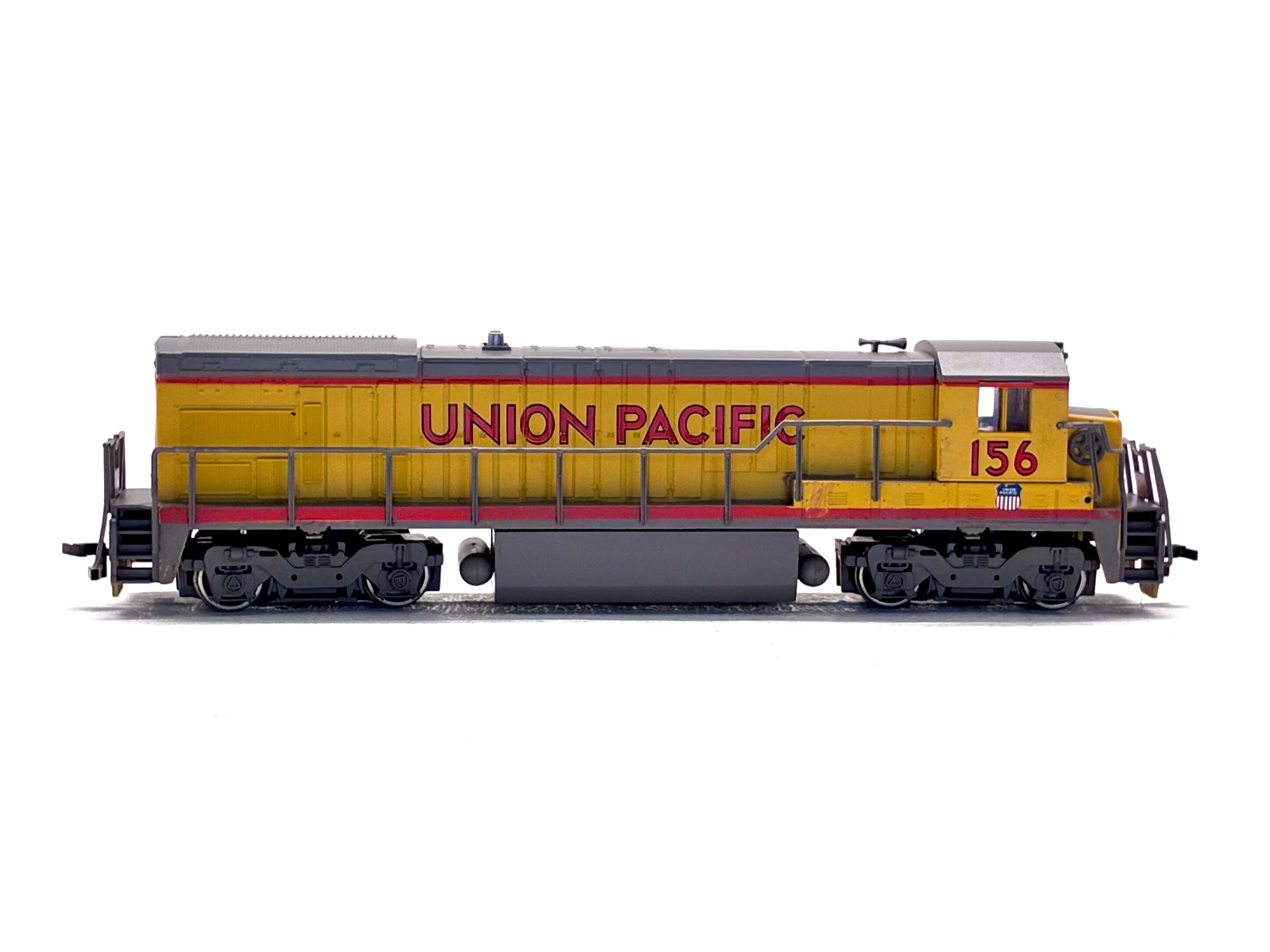 Bachmann Plus HO 31103 Diesel Union Pacific B23-7 '156'