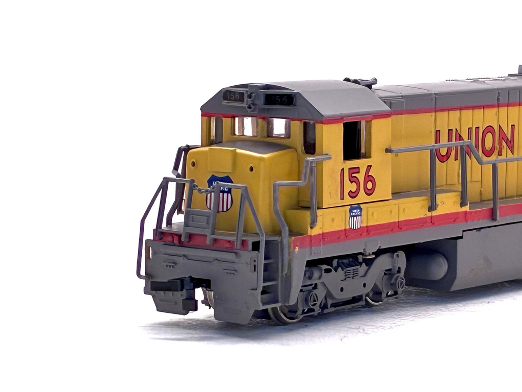 Bachmann Plus HO 31103 Diesel Union Pacific B23-7 '156'
