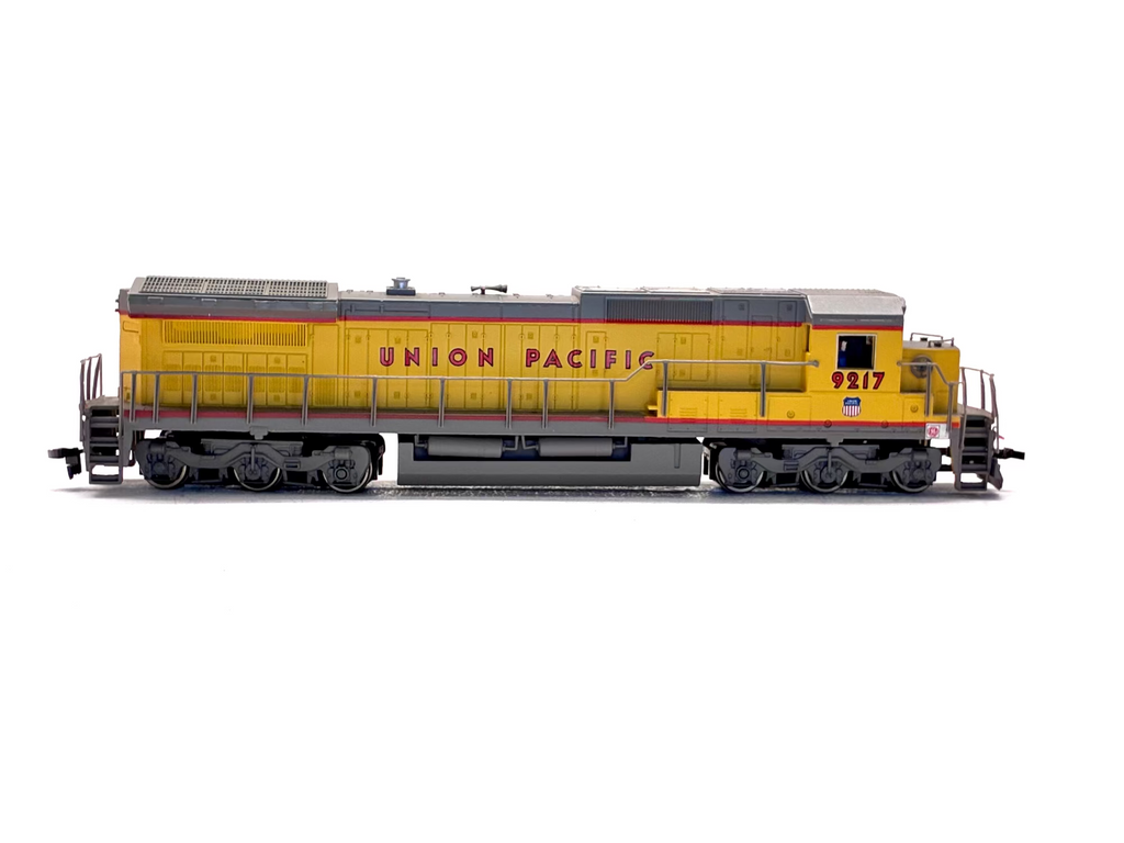 Spectrum HO 85004 Diesel Union Pacific Dash 8 40C '9217'