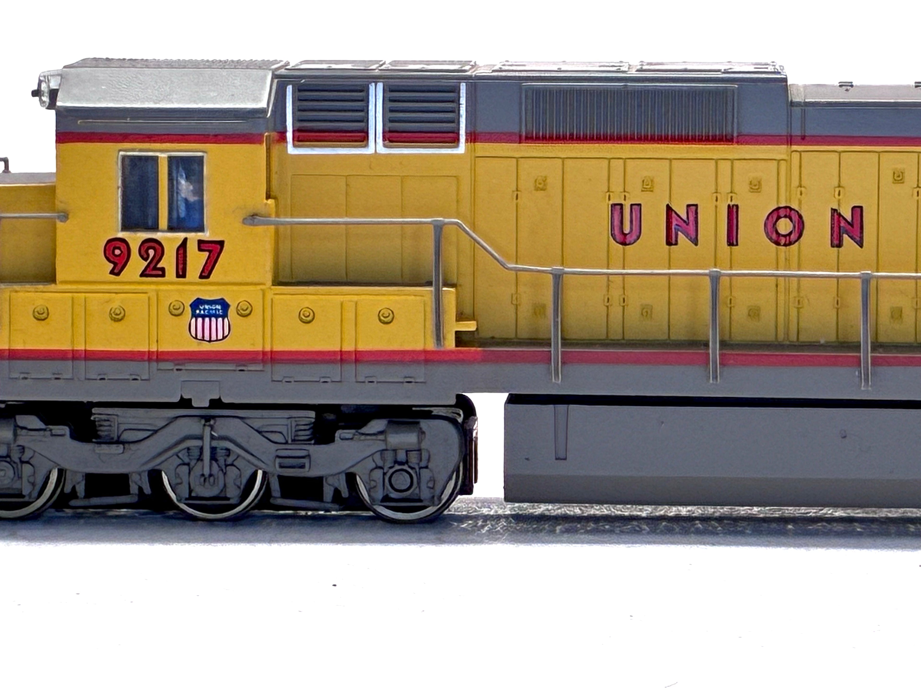Spectrum HO 85004 Diesel Union Pacific Dash 8 40C '9217'