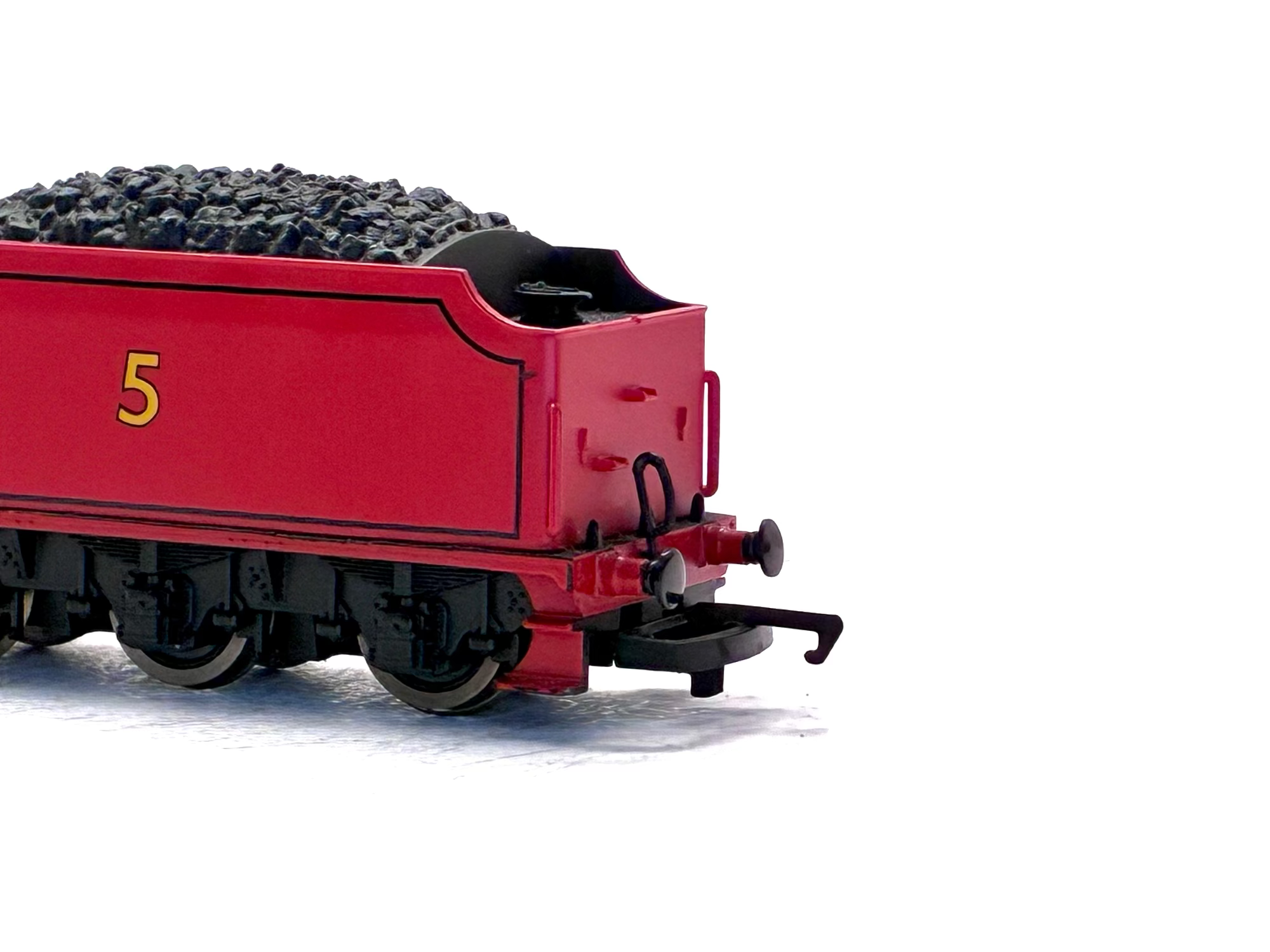 Hornby R9073 James Passenger '5'