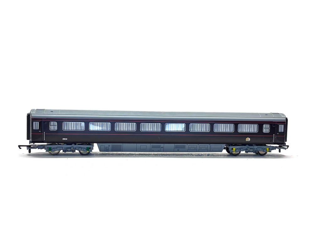 Hornby Royal Train Coach Pack 10374, 2903, 2904 & 2921