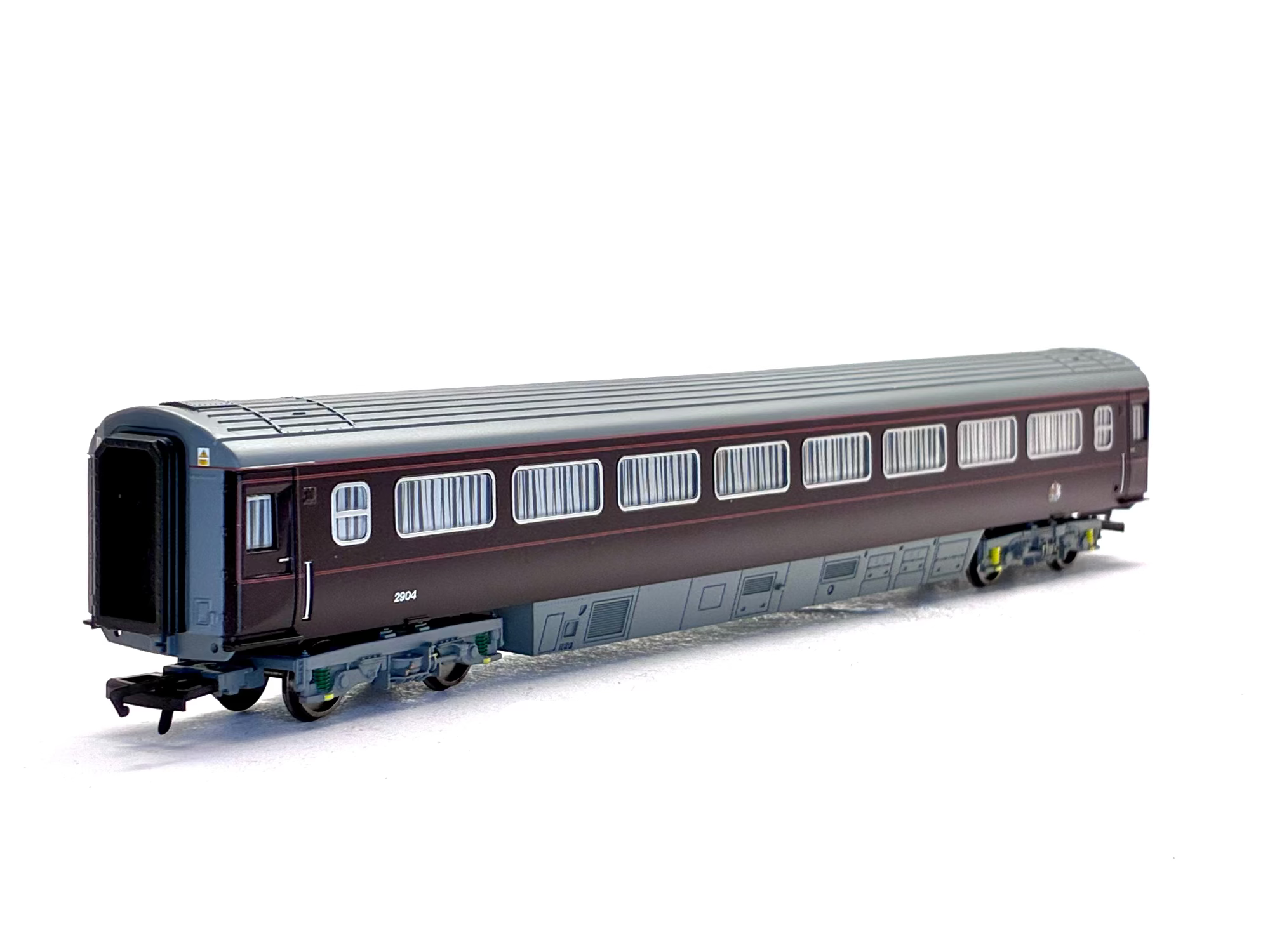 Hornby R4401 Mk3a HRH The Duke Of Edinburghs Saloon in Royal Train livery 2904