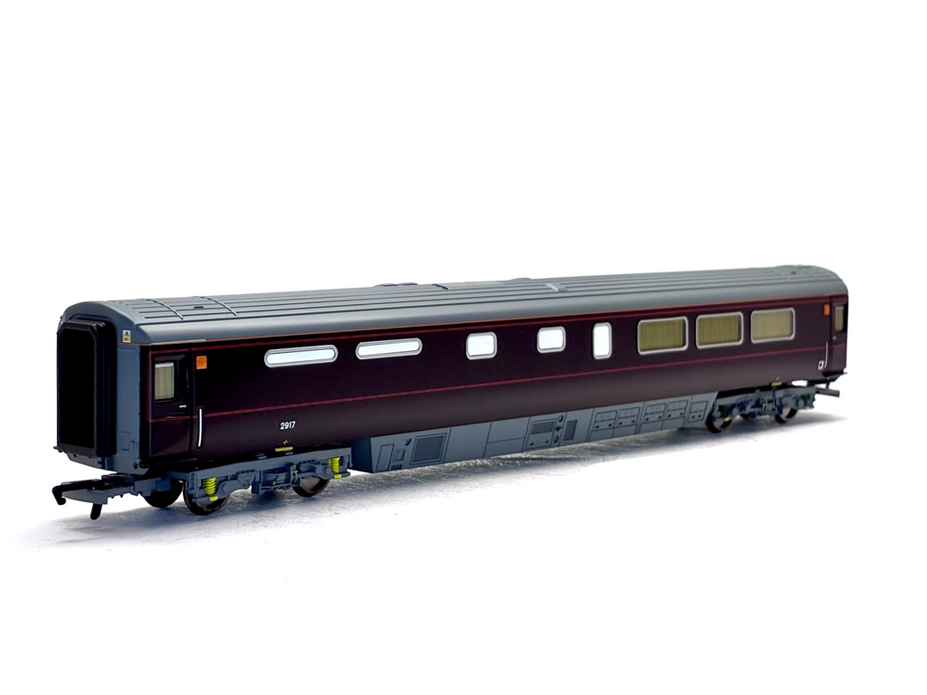 Hornby R4403 Mk3 Royal Train Kitchen/Household Dining Car in Royal claret 2917