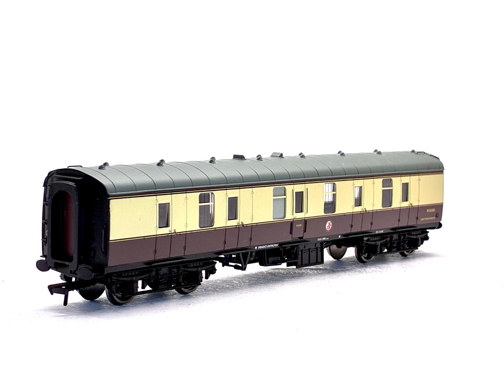 Bachmann Branchline 39-179 BR Mk1 BG full brake W81205 in BR(WR) choc/cream