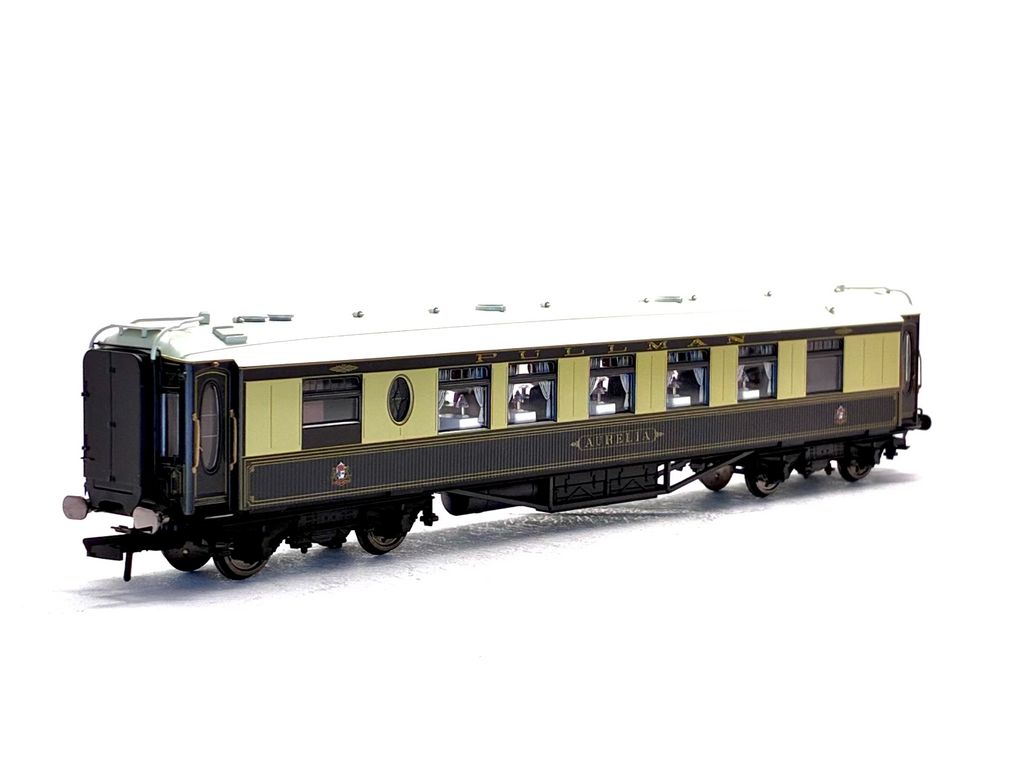 Hornby R4423 Pullman 1st Class Kitchen car 'Aurelia' matchboard type working table lamps