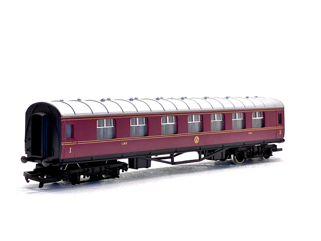 Hornby R433A LMS CK Composite Corridor in crimson lake 3934