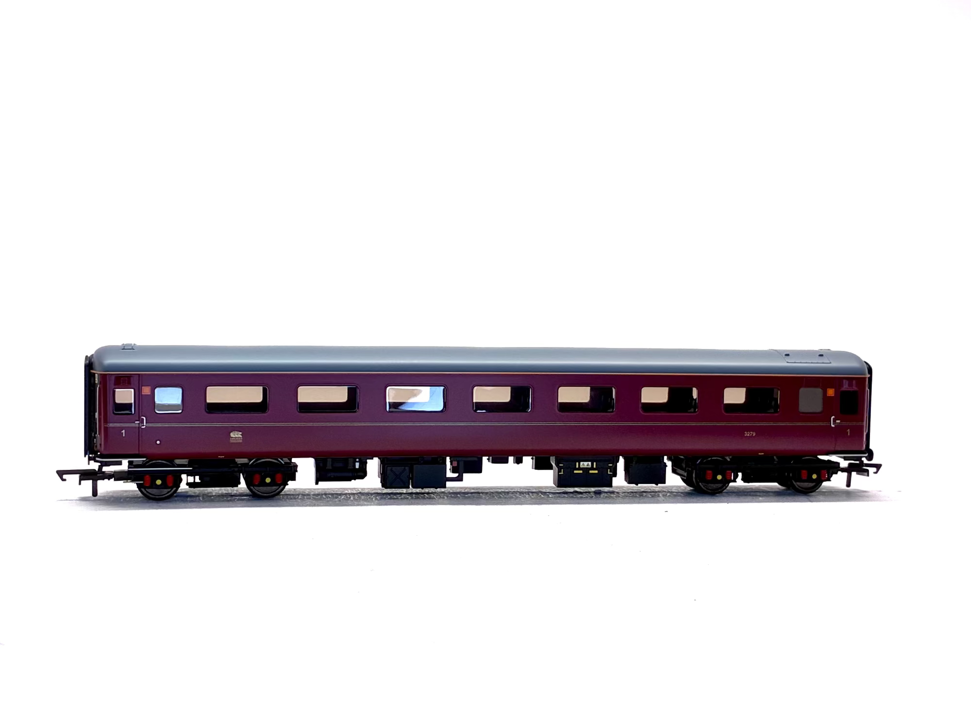 Hornby R40374 EWS Business Coach Pack with four Mk2F coaches in EWS lined maroon
