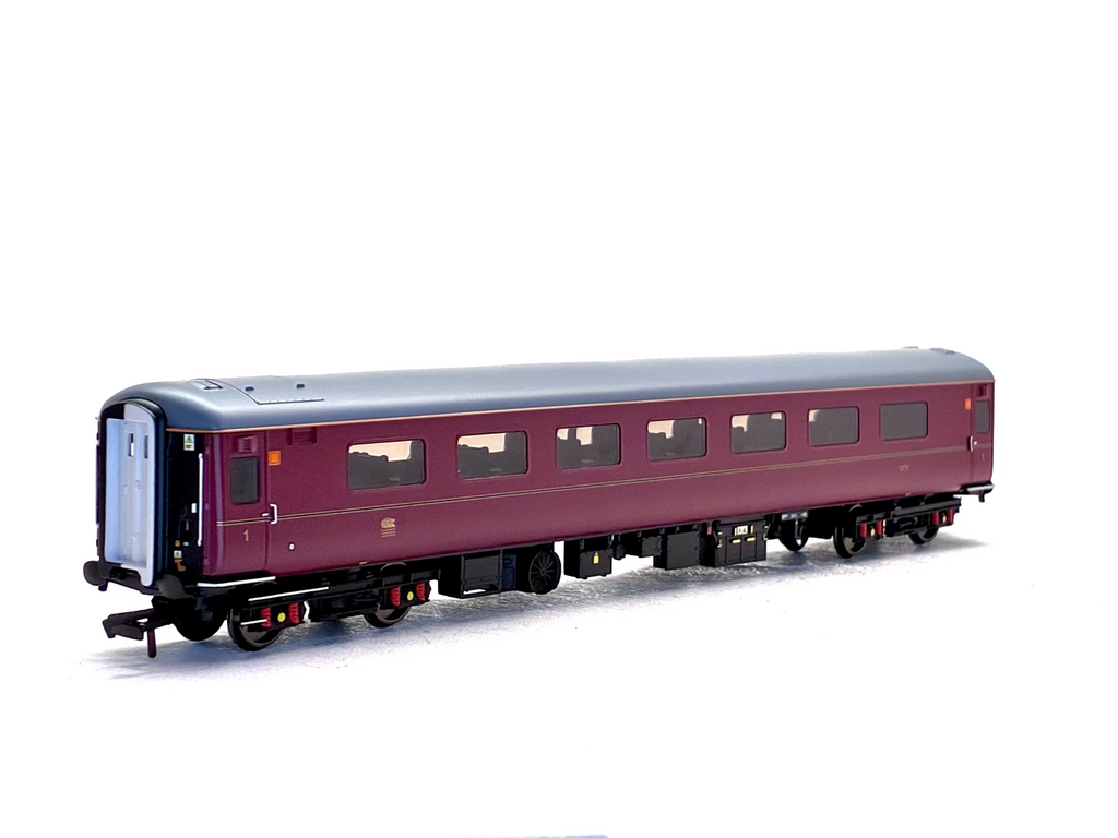 Hornby R40374 EWS Business Coach Pack with four Mk2F coaches in EWS lined maroon
