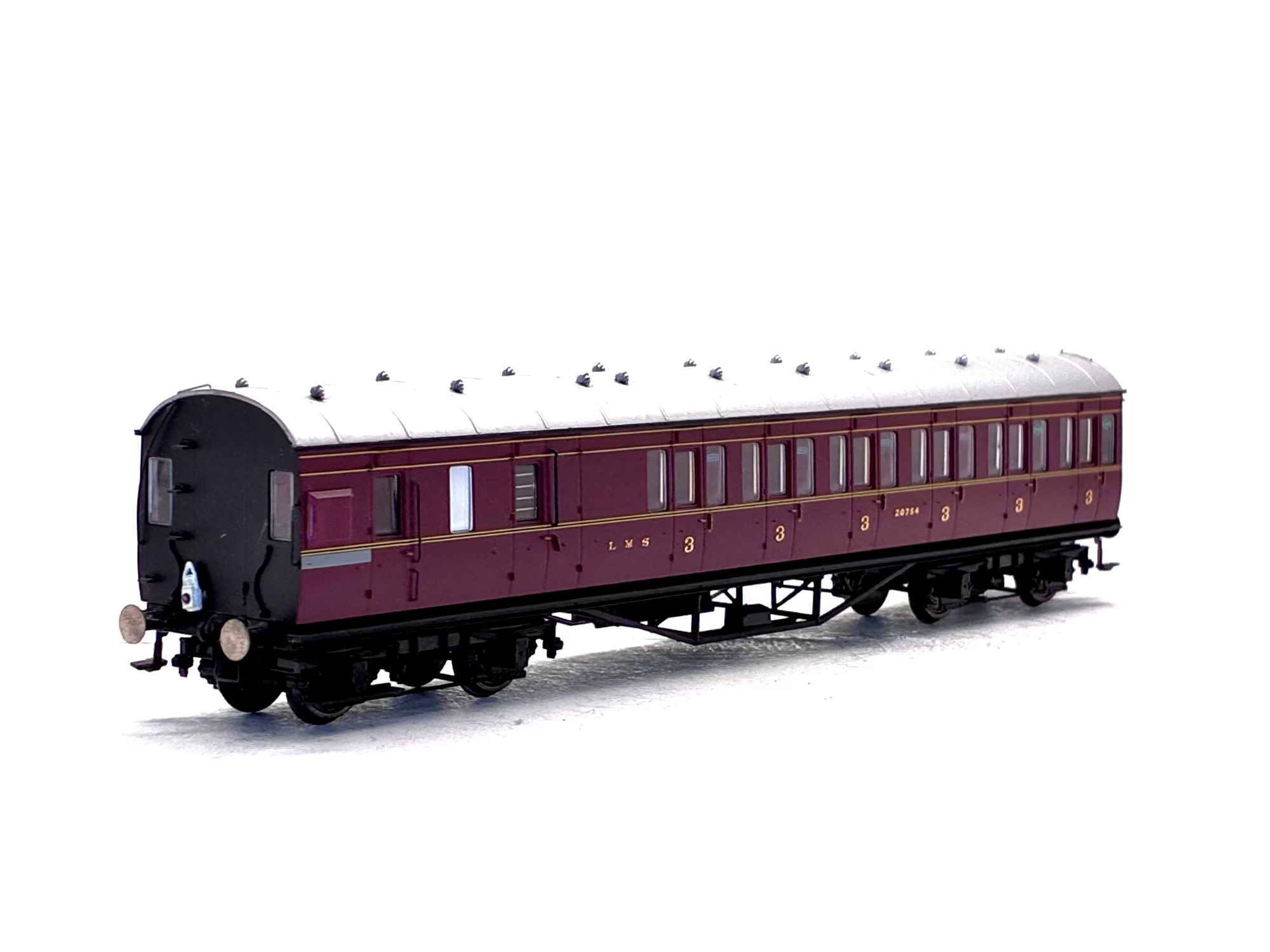 Hornby R4677B 57' non-corridor brake third 20754 in LMS crimson