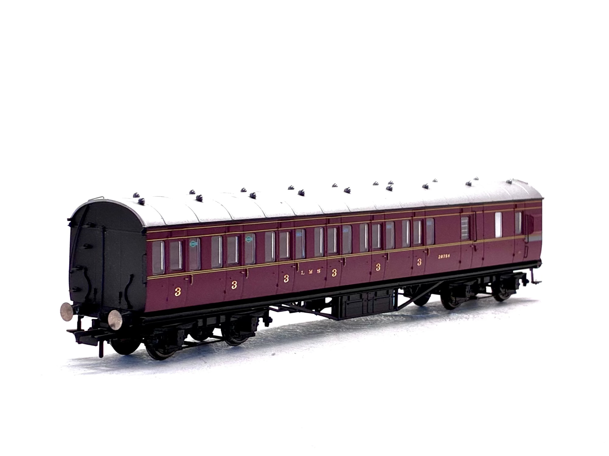 Hornby R4677B 57' non-corridor brake third 20754 in LMS crimson