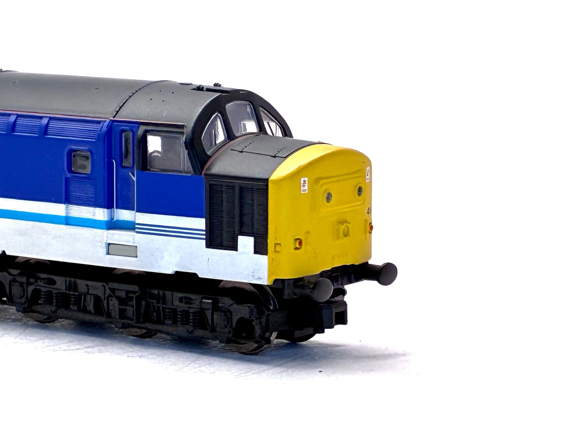 Hornby R2775 Class 37 37414 in Regional Railways livery