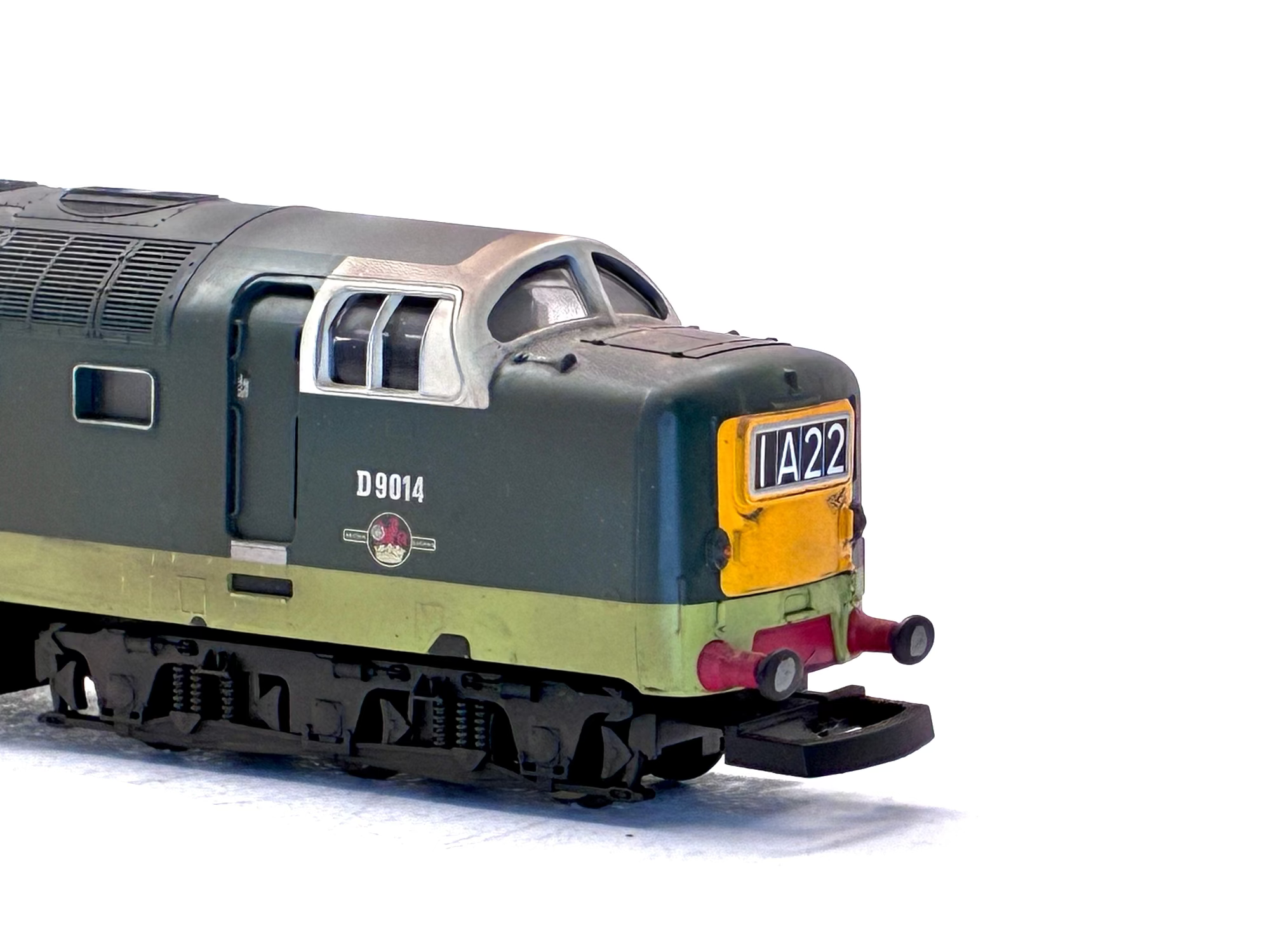 Hornby R1092 Class 55 Deltic D9014 'The Duke Of Wellington's Regiment' in BR Green