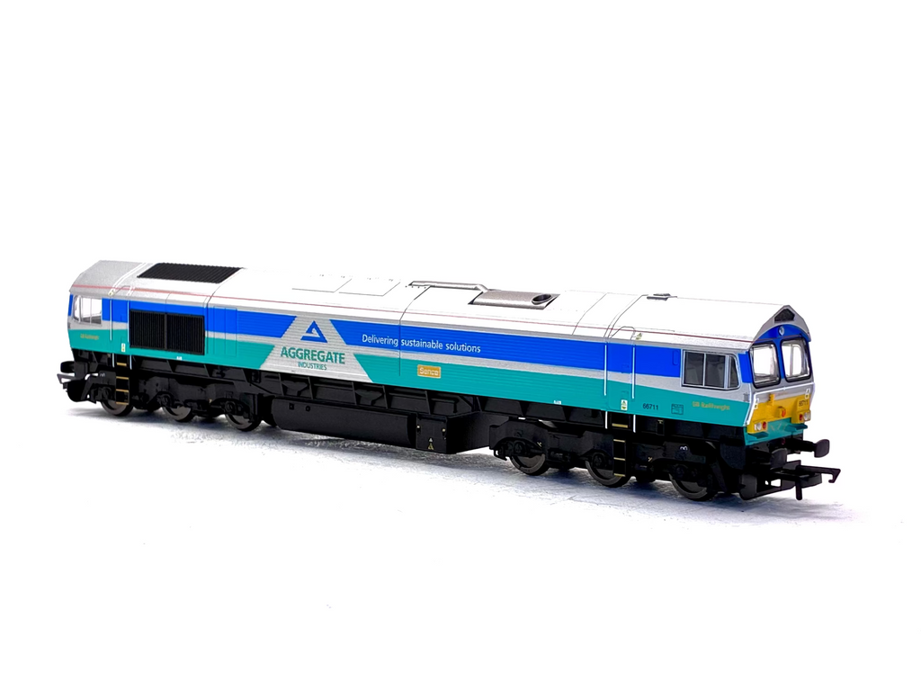 Hornby R30428TXS RailRoad Plus Aggregates Class 66 Sence 66711 Diesel Locomotive DCC Sound