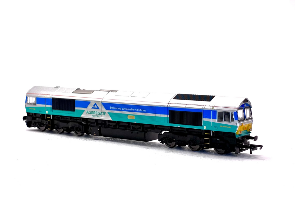 Hornby R30428TXS RailRoad Plus Aggregates Class 66 Sence 66711 Diesel Locomotive DCC Sound