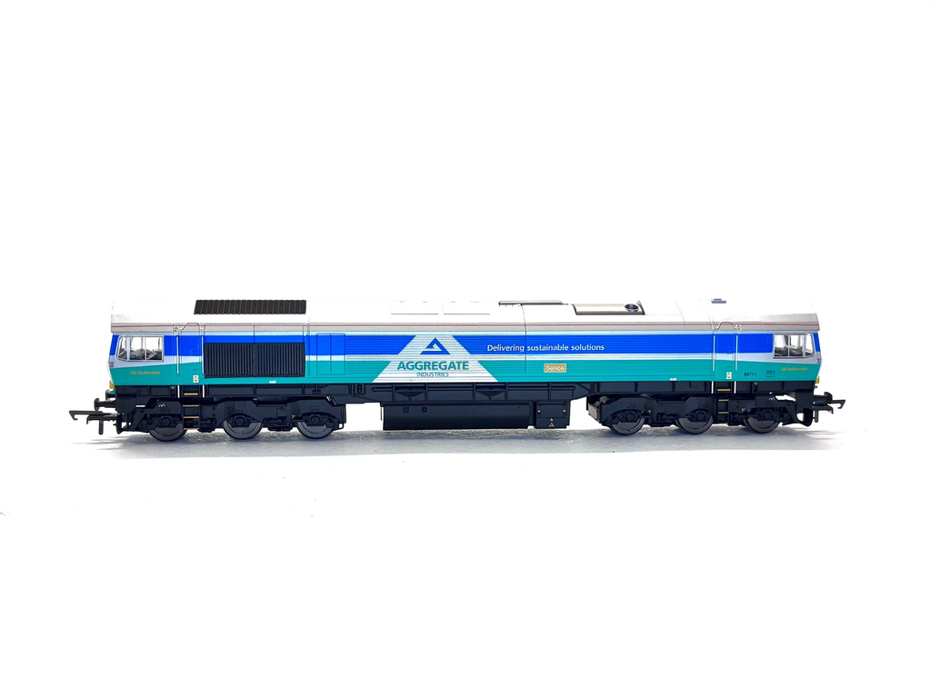Hornby R30428TXS RailRoad Plus Aggregates Class 66 Sence 66711 Diesel Locomotive DCC Sound