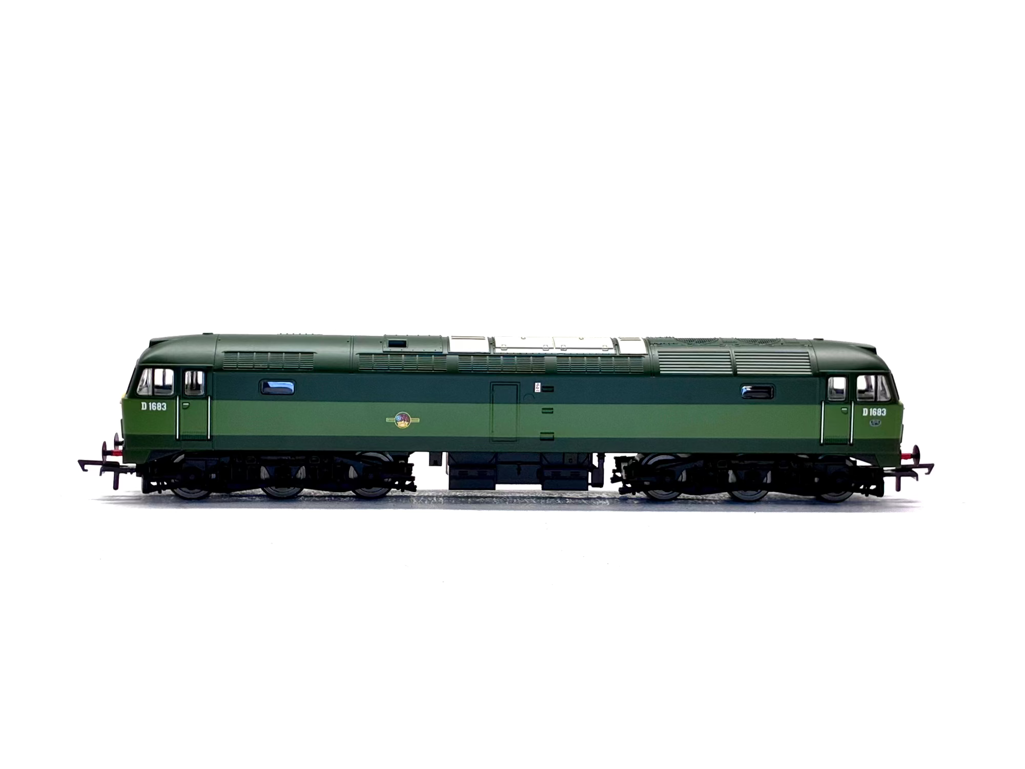 Hornby R30182 Class 47 D1683 in BR two-tone green