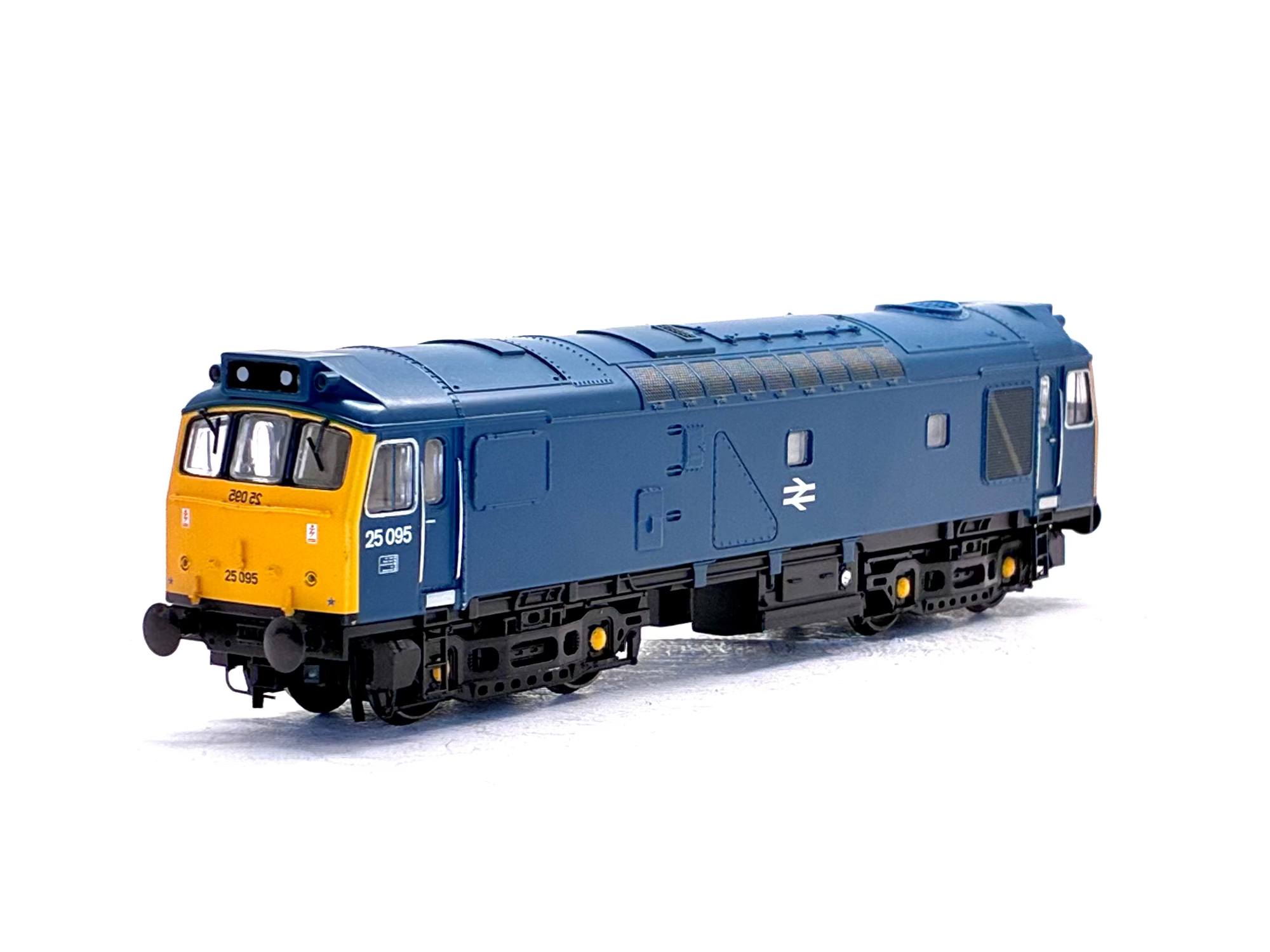 Bachmann Branchline 32-400DS Class 25/3 25095 in BR Blue DCC Sound Fitted