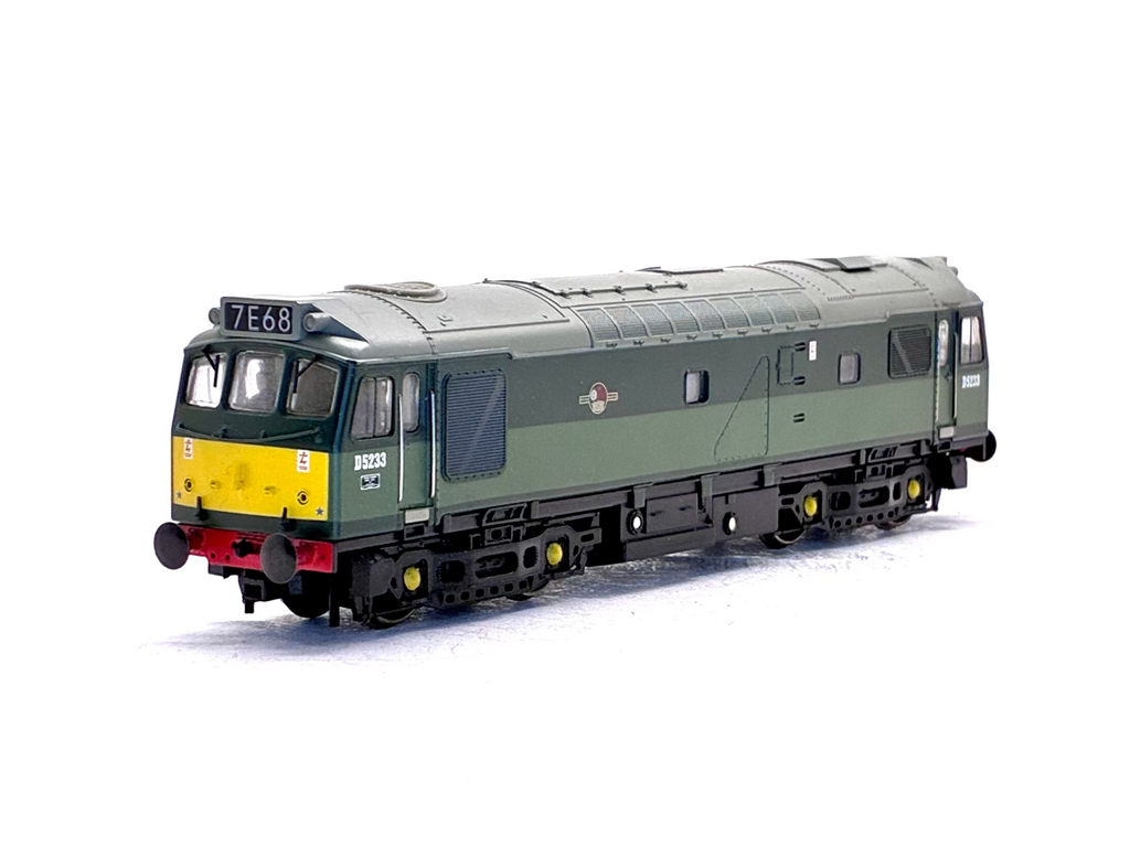 Bachmann Branchline 30-045Loco Class 25 D5233 in BR two tone green - Digital fitted