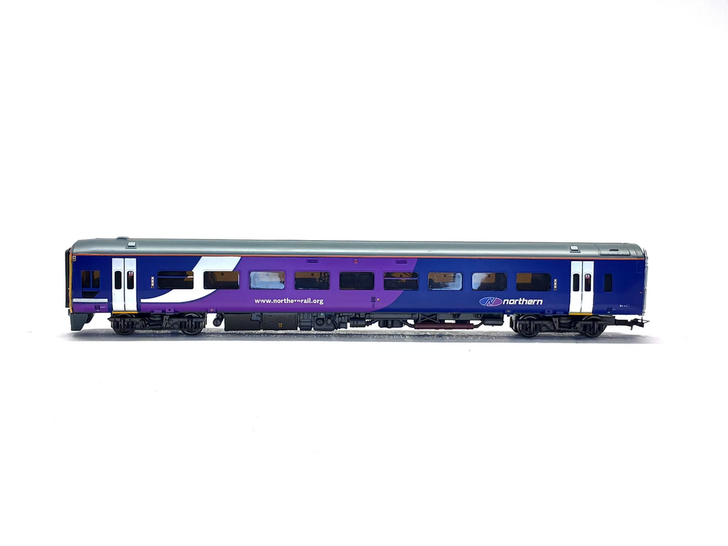 Bachmann Branchline 31-514 Class 158 2 car DMU 158791 in 'Northern Rail' livery