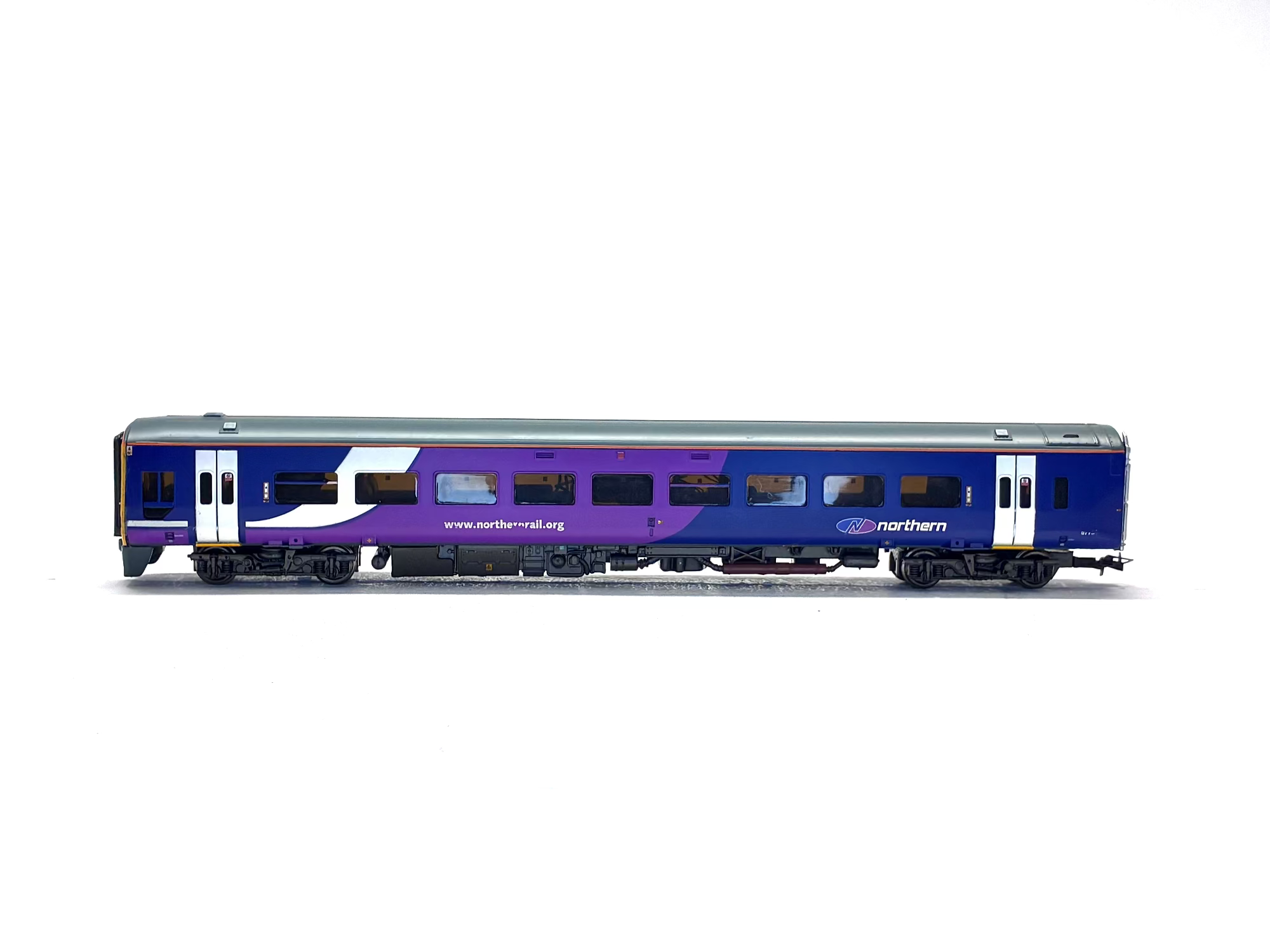 Bachmann Branchline 31-514 Class 158 2 car DMU 158791 in 'Northern Rail' livery