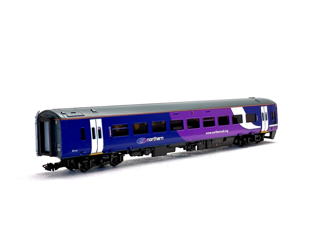 Bachmann Branchline 31-514 Class 158 2 car DMU 158791 in 'Northern Rail' livery