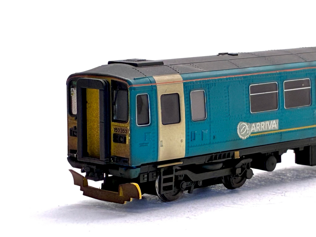 Hornby Arriva Class 153 153353 Sound (Repainted)