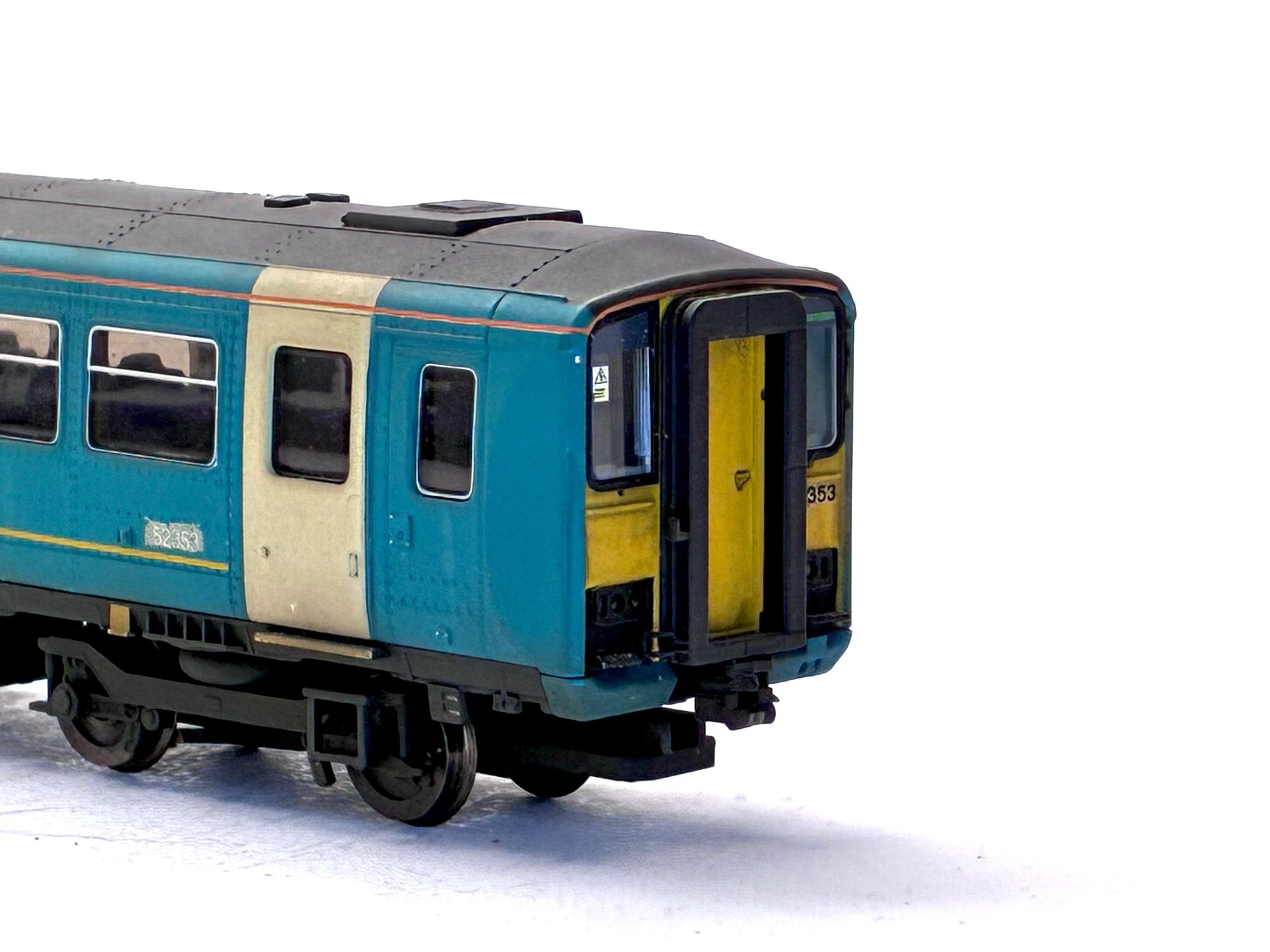 Hornby Arriva Class 153 153353 Sound (Repainted)