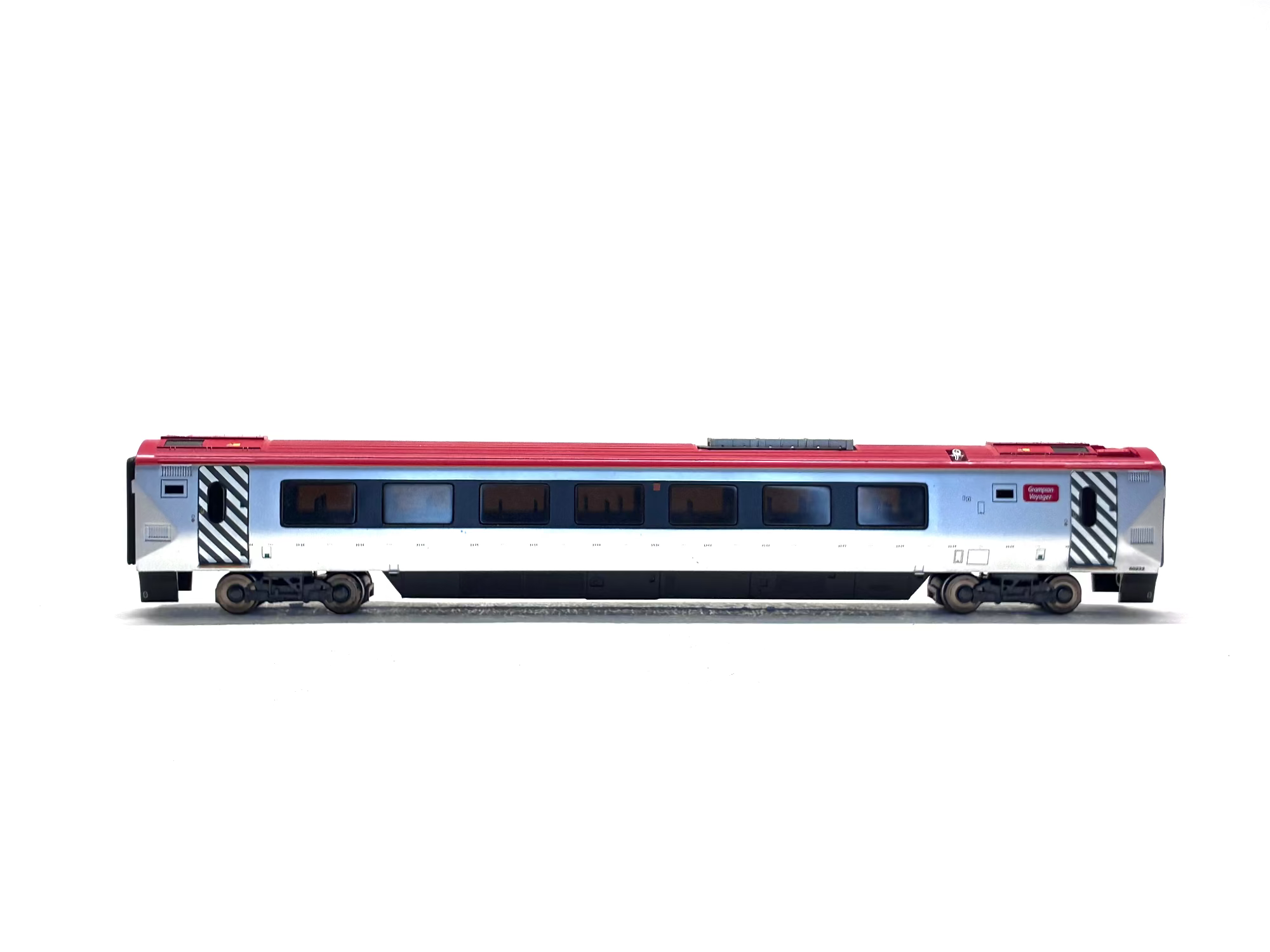 Bachmann Branchline 32-601 Class 220 Virgin Voyager 4 car DEMU 220032 "Grampian Voyager"