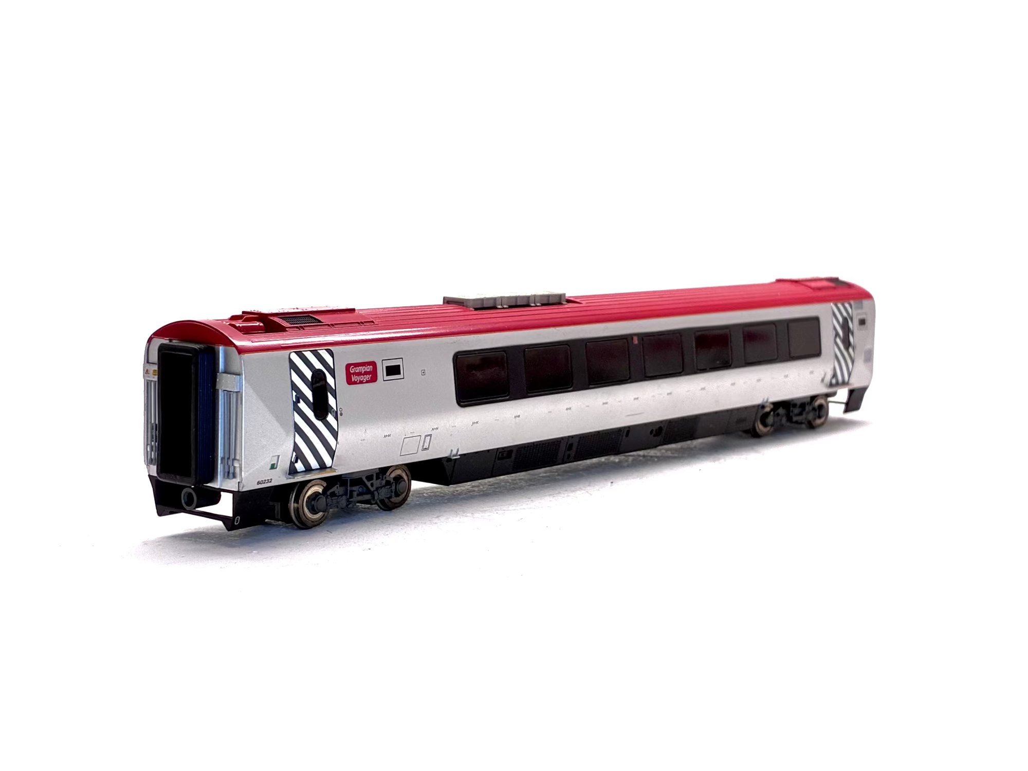 Bachmann Branchline 32-601 Class 220 Virgin Voyager 4 car DEMU 220032 "Grampian Voyager"