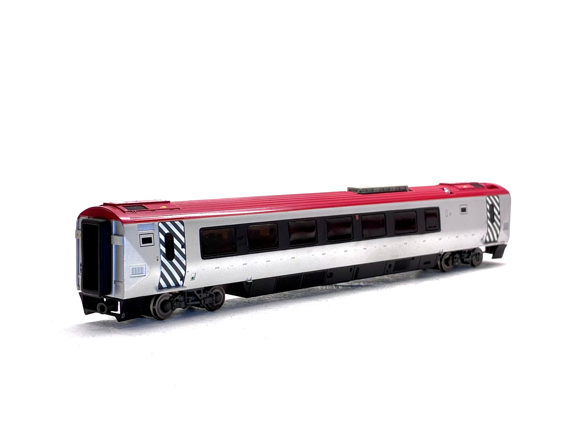 Bachmann Branchline 32-601 Class 220 Virgin Voyager 4 car DEMU 220032 "Grampian Voyager"