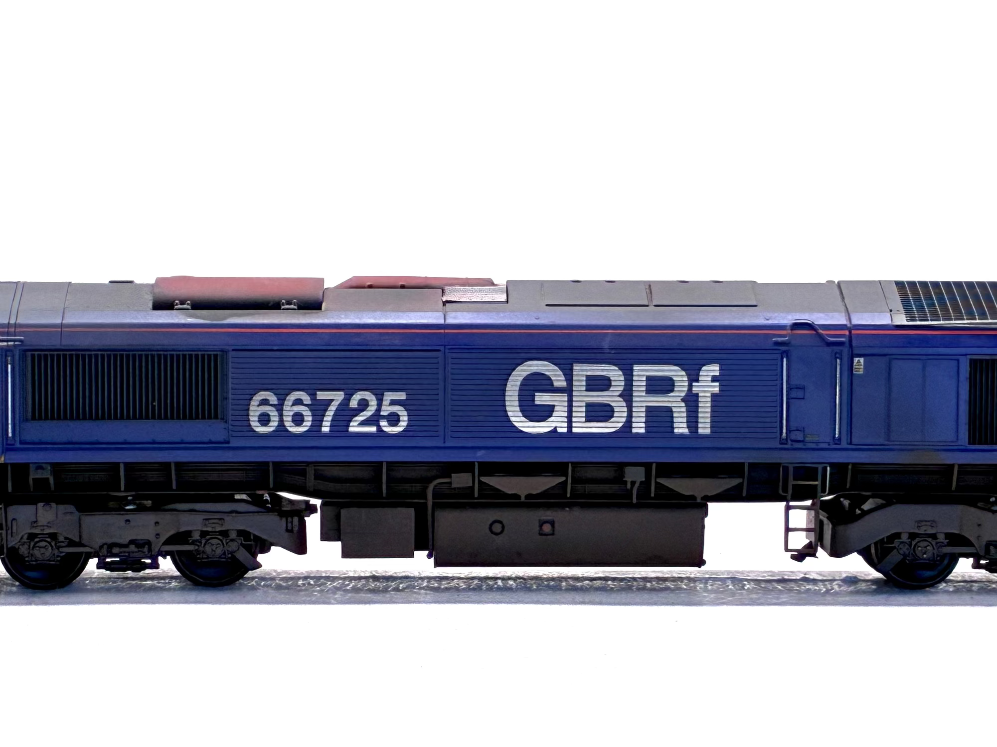 Bachmann Branchline 32-978 Class 66/9 66725 'Sunderland AFC' in First GBRf Livery