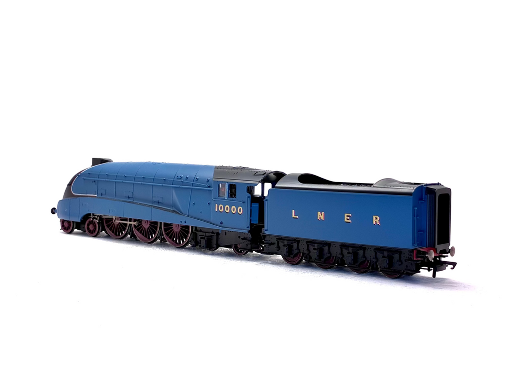 Hornby R3843 Rebuilt Class W1 Hush-Hush 4-6-4 10000 in LNER garter blue