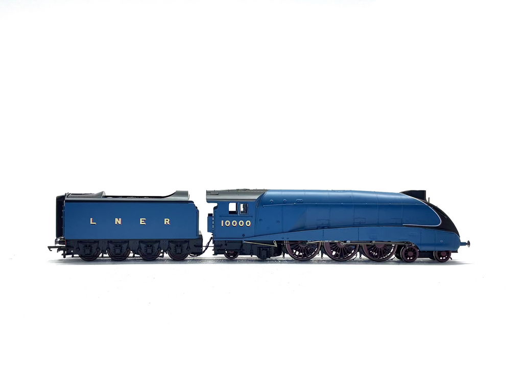 Hornby R3843 Rebuilt Class W1 Hush-Hush 4-6-4 10000 in LNER garter blue