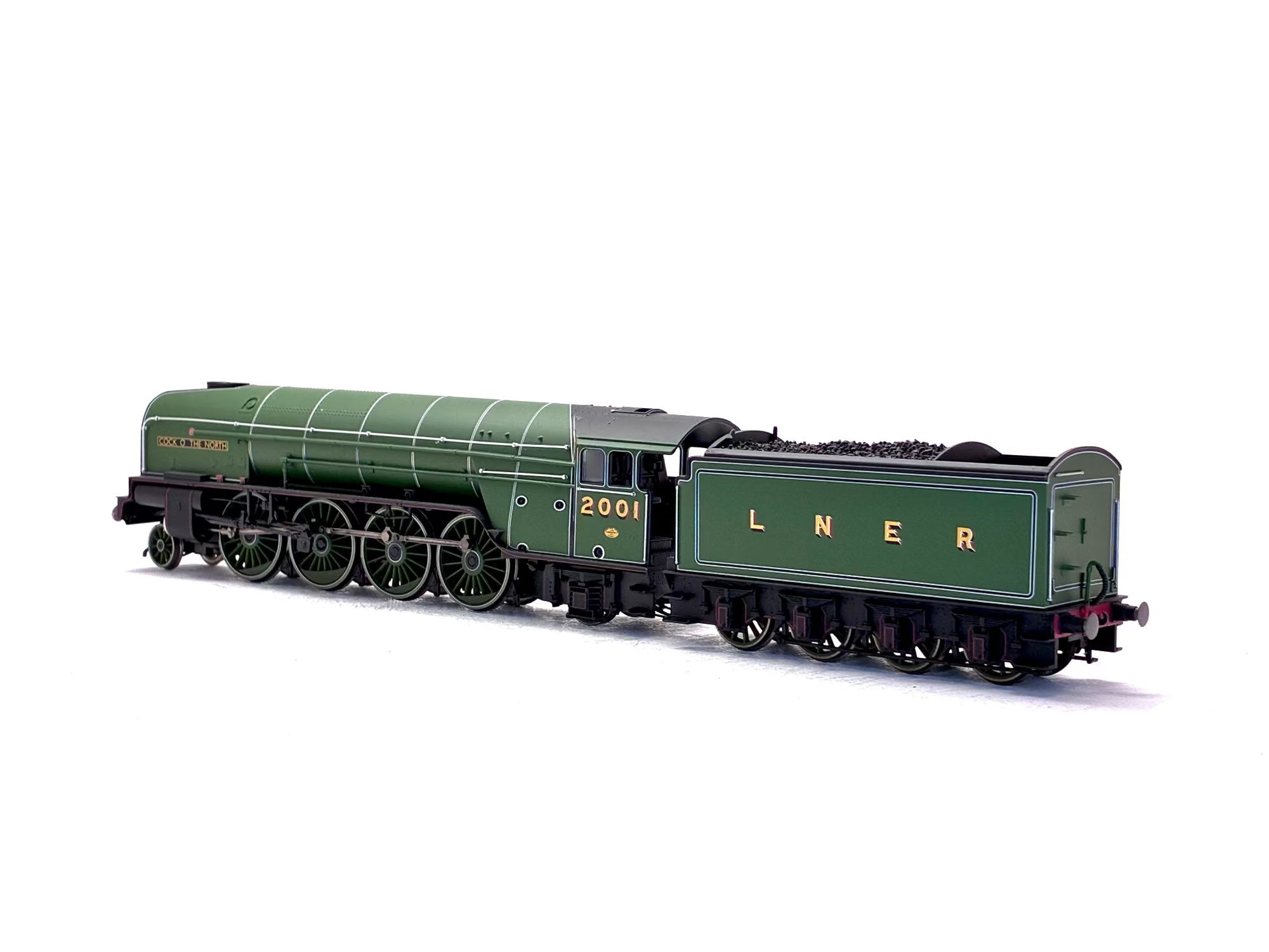 Hornby R3246TTS Class P2 2-8-2 "Cock O' The North" in LNER Green TTS Sound fitted