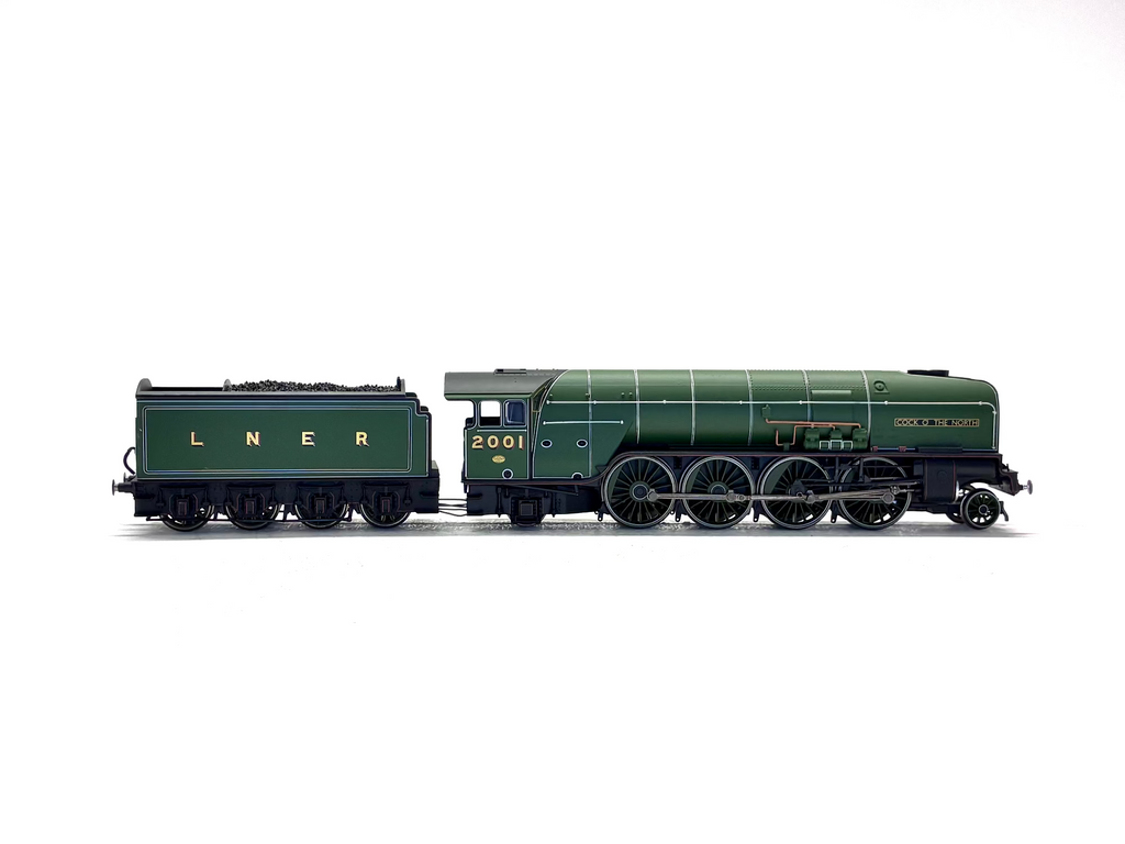 Hornby R3246TTS Class P2 2-8-2 "Cock O' The North" in LNER Green TTS Sound fitted
