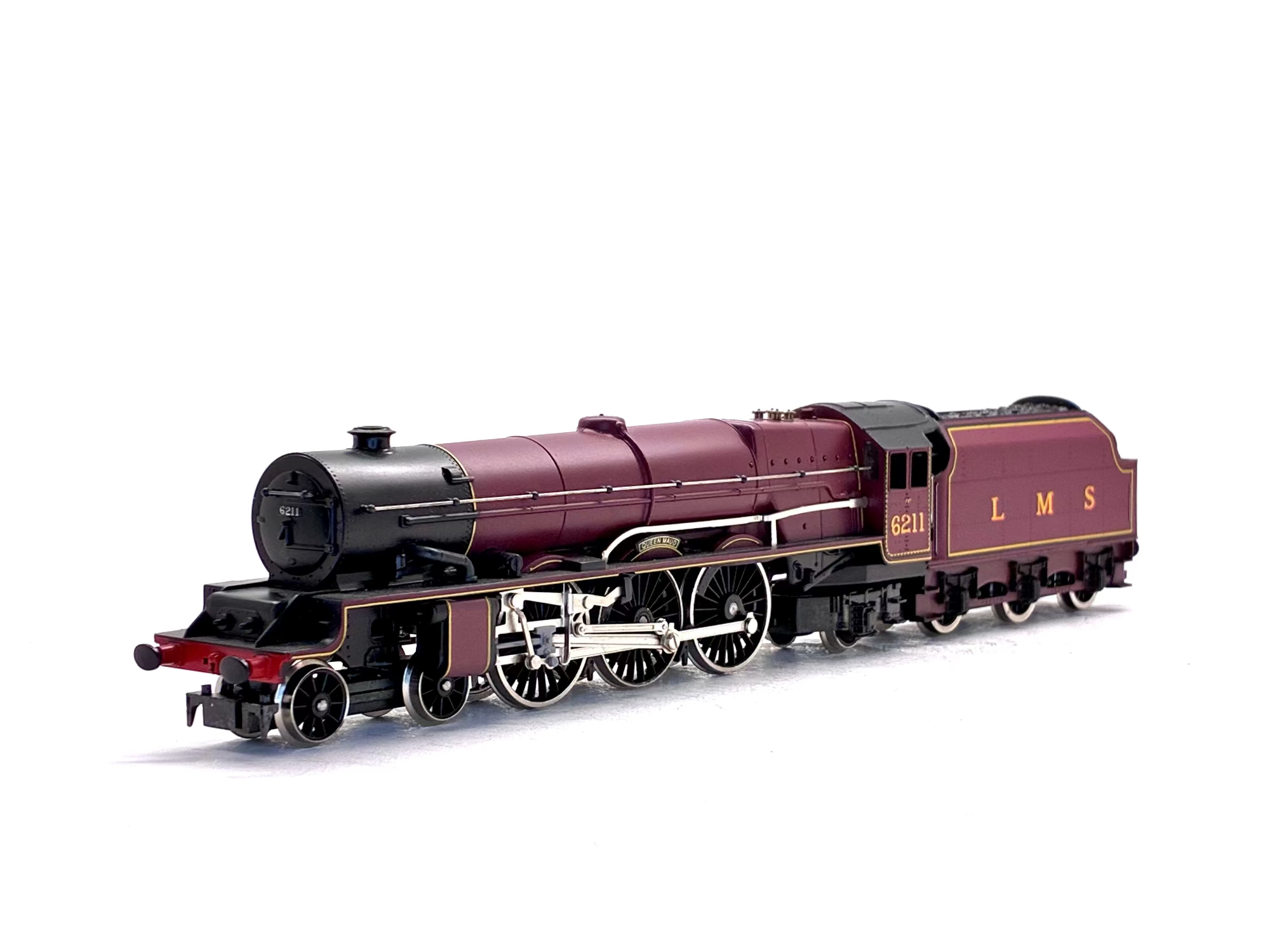 Hornby R2052 Princess Class 4-6-2 "Queen Maud" 6211 in LMS Maroon